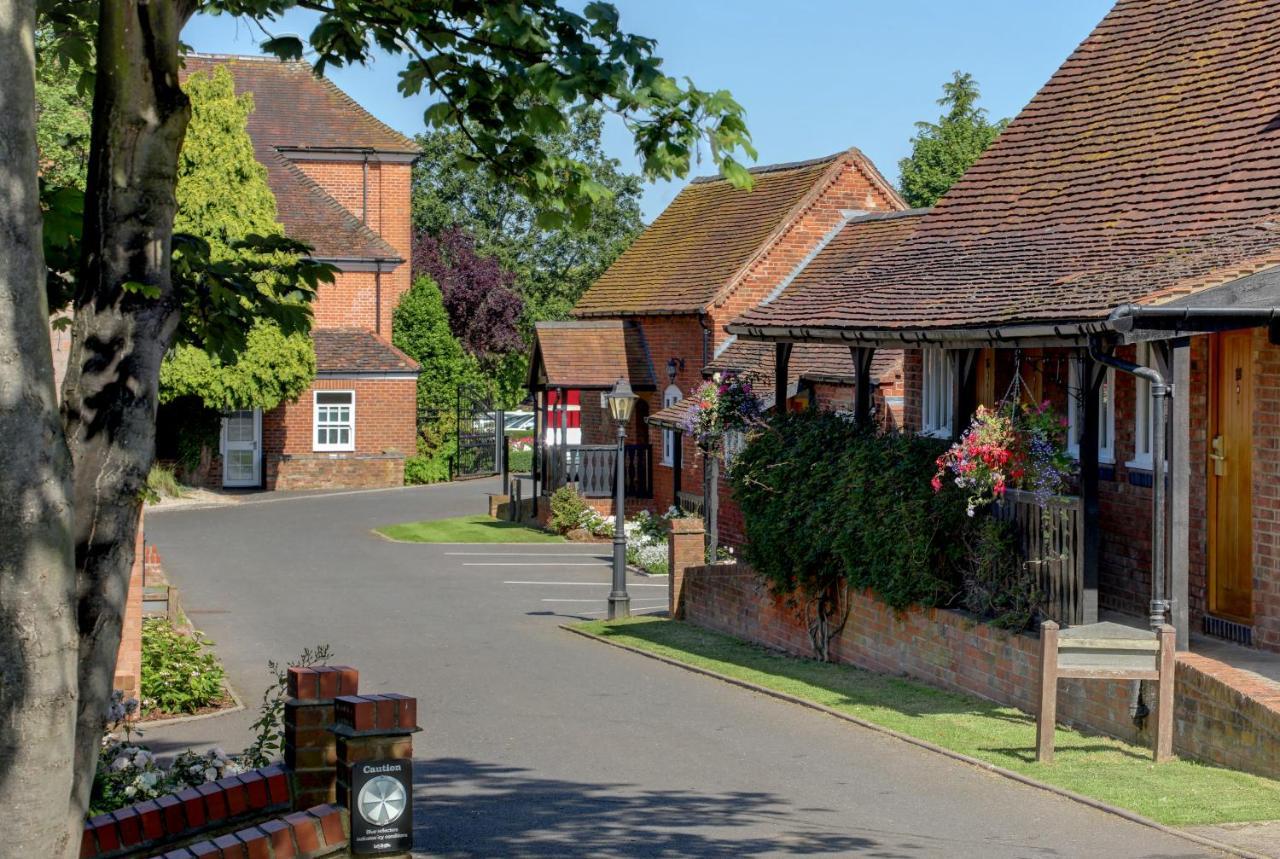 Best Western Plus Windmill Village Hotel Coventry Exterior foto